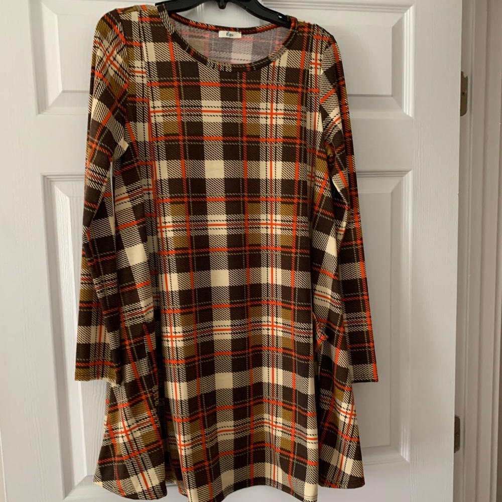 Ladies Shift Dress with Pockets